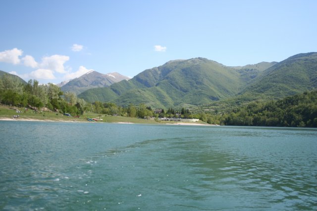 Tour in Barca sul Lago di Fiastra