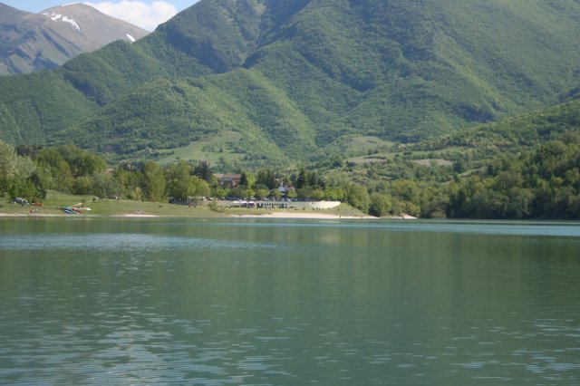 Tour in Barca sul Lago di Fiastra