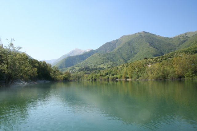 Tour in Barca sul Lago di Fiastra