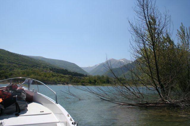Tour in Barca sul Lago di Fiastra